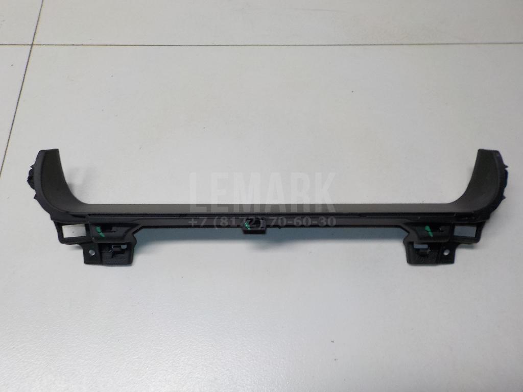 Накладка (кузов внутри) для  BMW 3-serie F30/F31/F80 2011-2020