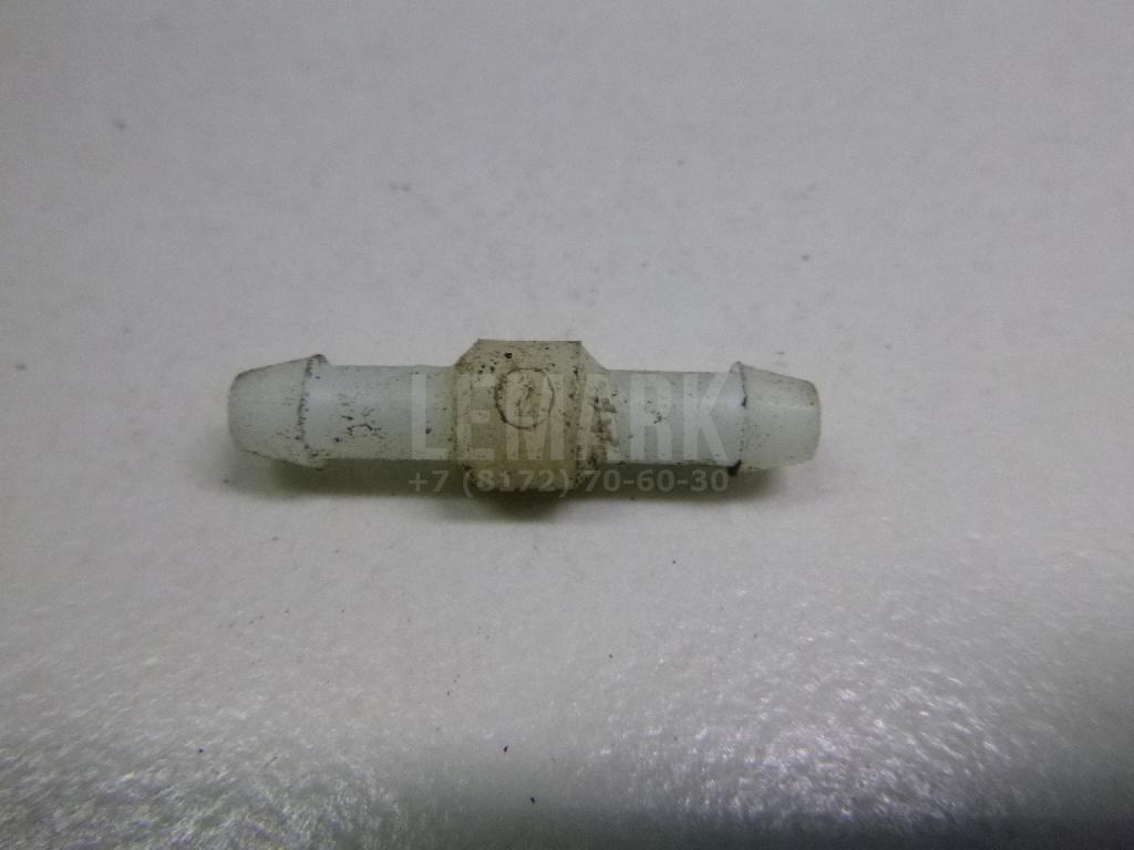 Переходник шланга омывателя 8534989122 Toyota