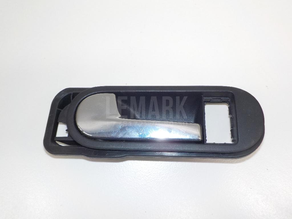 Ручка двери внутренняя левая 5M0837113AUAZ VAG