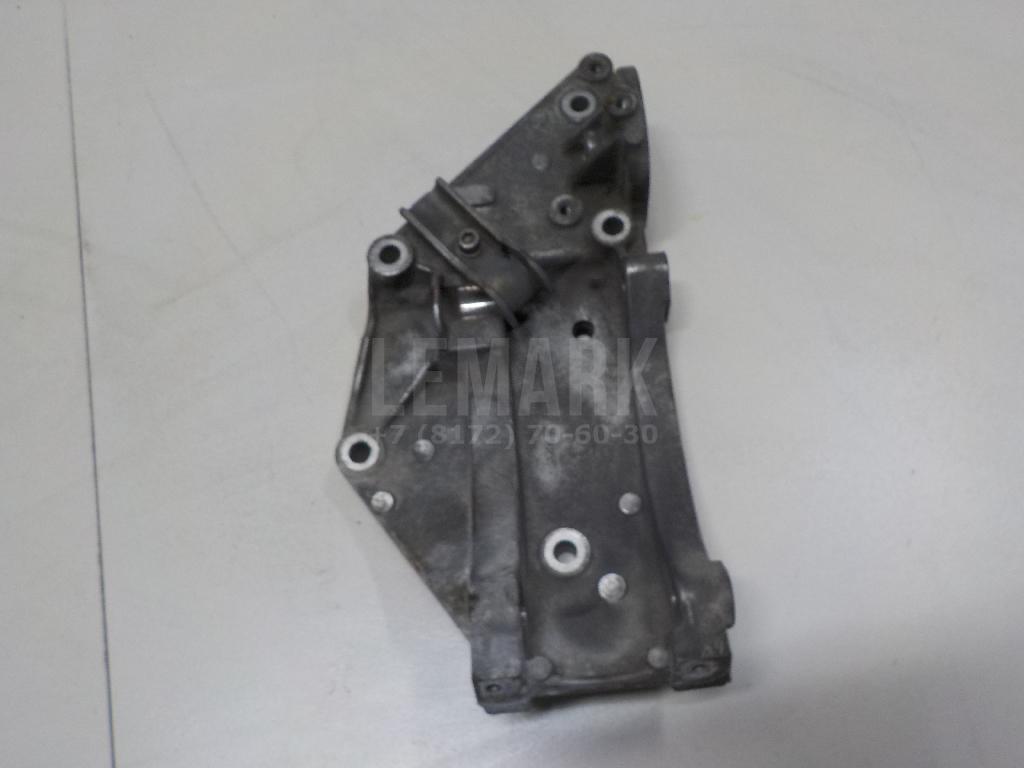 Кронштейн генератора 9682367380 Citroen-Peugeot