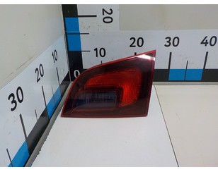 Фонарь задний внутренний правый для Opel Astra J 2010-2017 БУ состояние хорошее