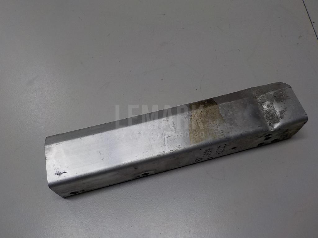 Кронштейн усилителя заднего бампера левый