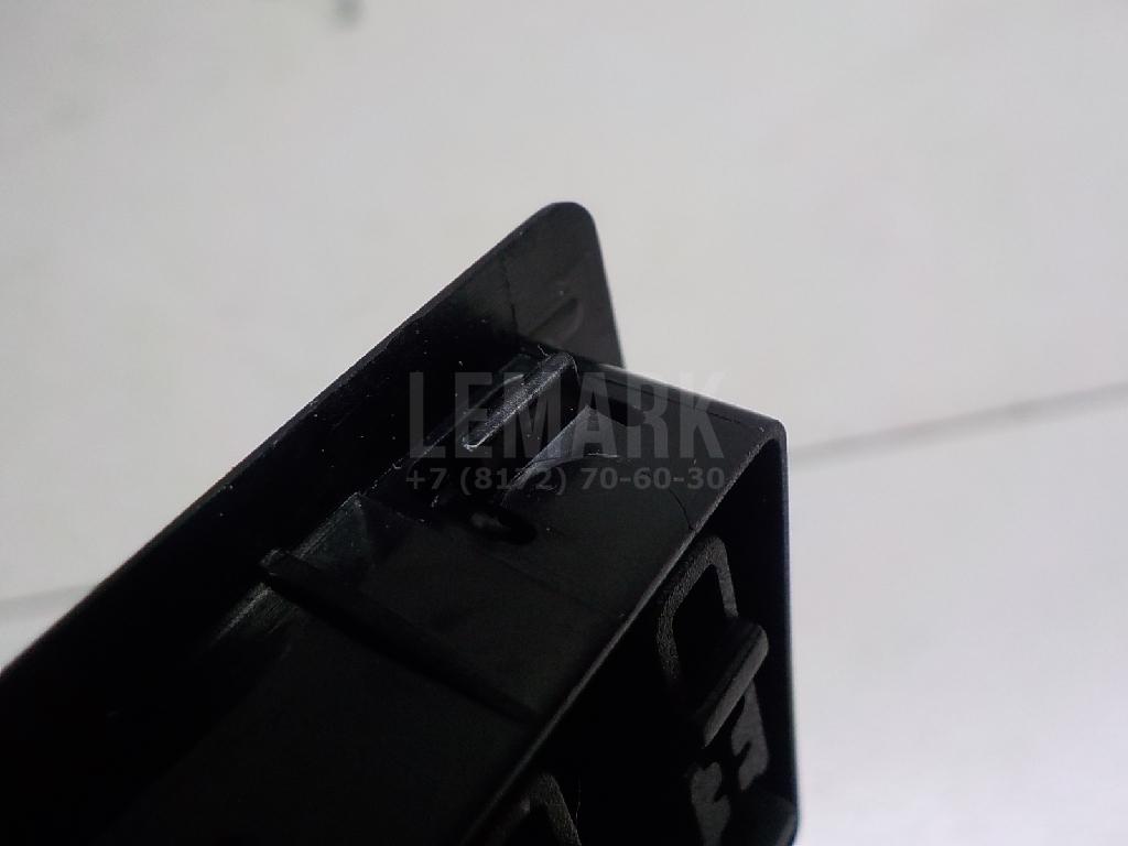 Дефлектор воздушный для  BMW 1-serie E82/E88 2007-2013