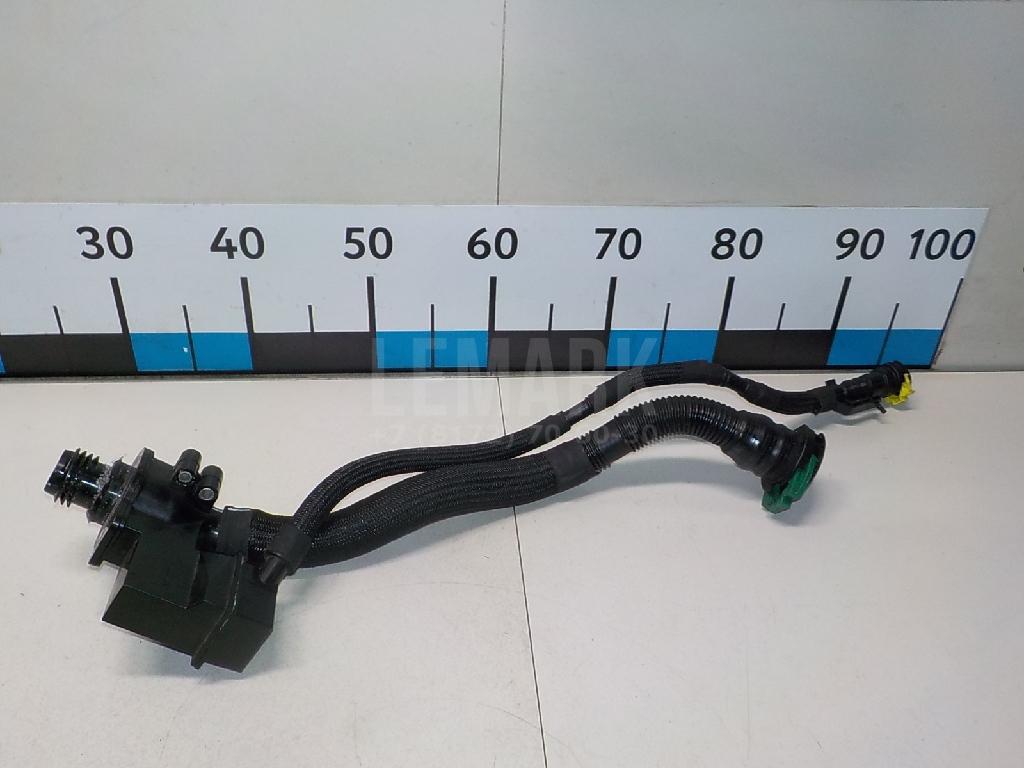 Горловина бака AdBlue 7790060010 Toyota