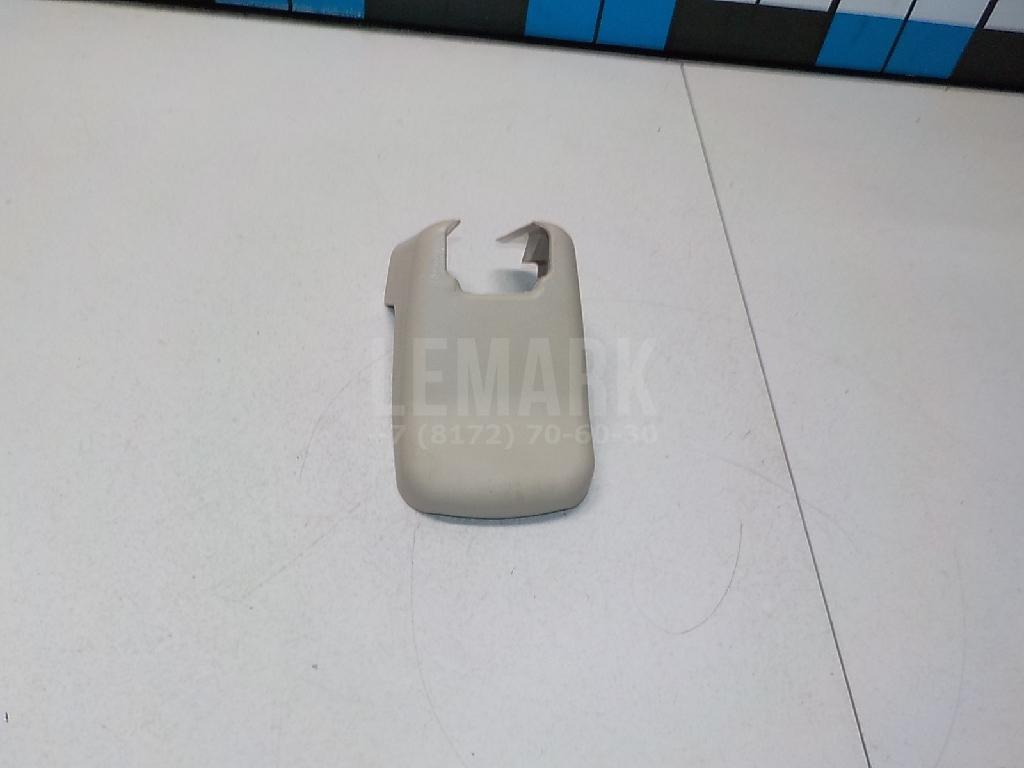 Крышка кронштейна сиденья 7215260020E3 Toyota
