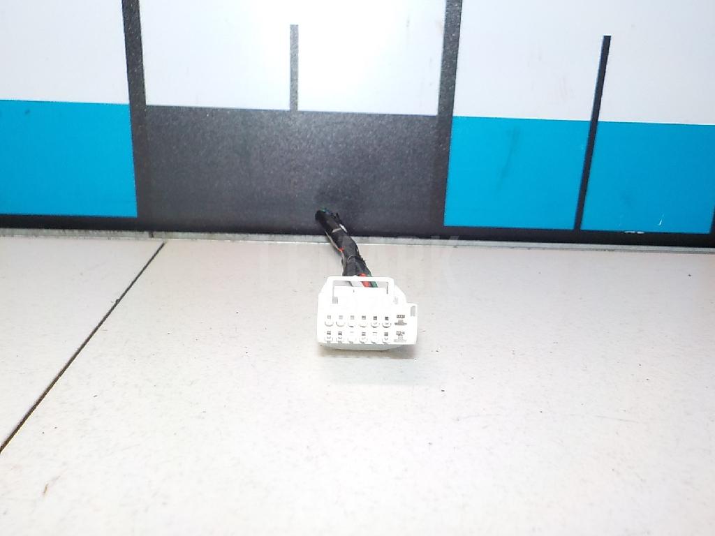 Разъем 9098012804 Toyota