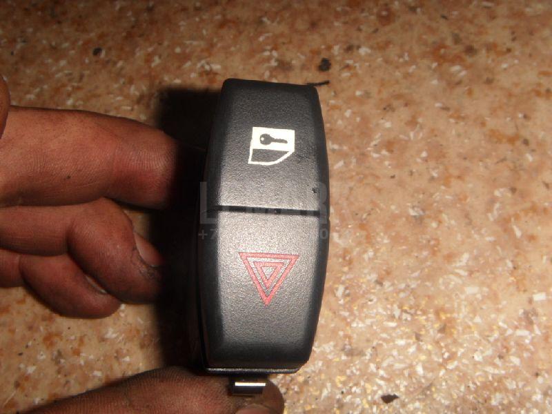 Кнопка аварийной сигнализации для  Audi A3 [8P1] 2003-2013