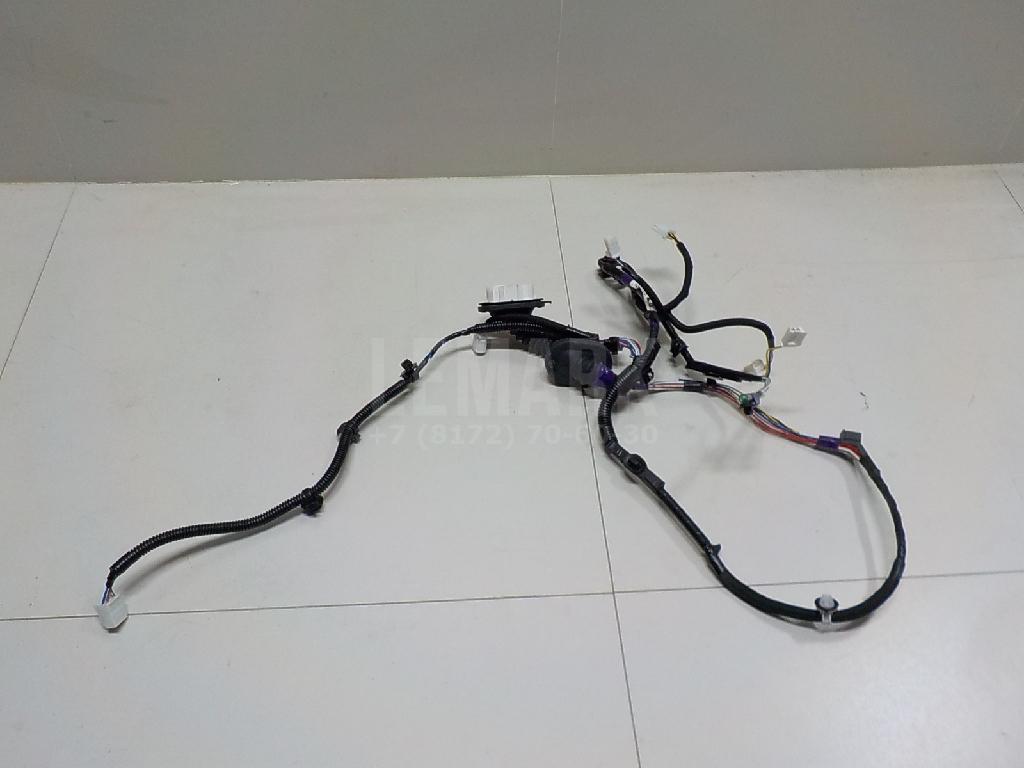 Проводка (коса) 8215460390 Toyota