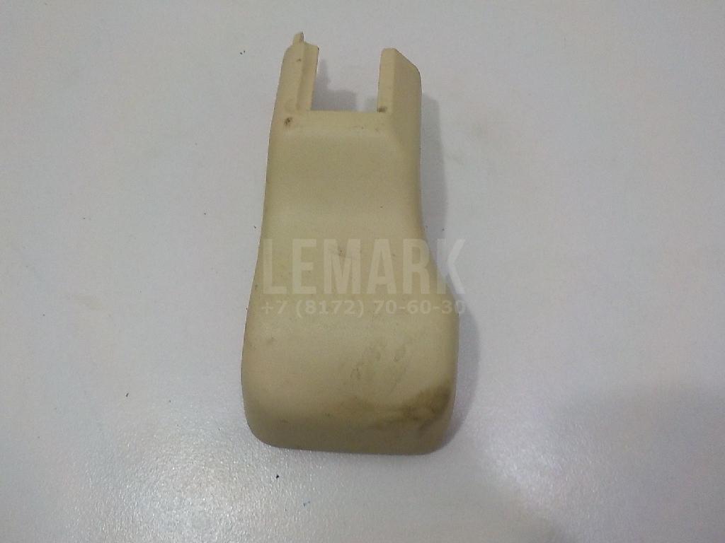 Накладка (кузов внутри) 7212360120A2 Toyota