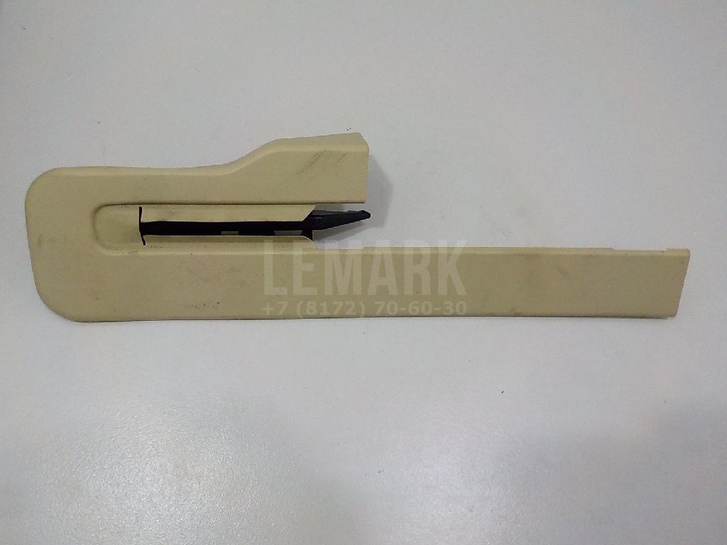 Накладка (кузов внутри) 7213760170A2 Toyota