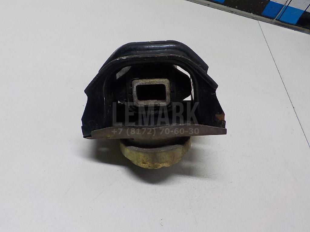 Опора двигателя правая для  Cadillac Escalade II 2000-2006