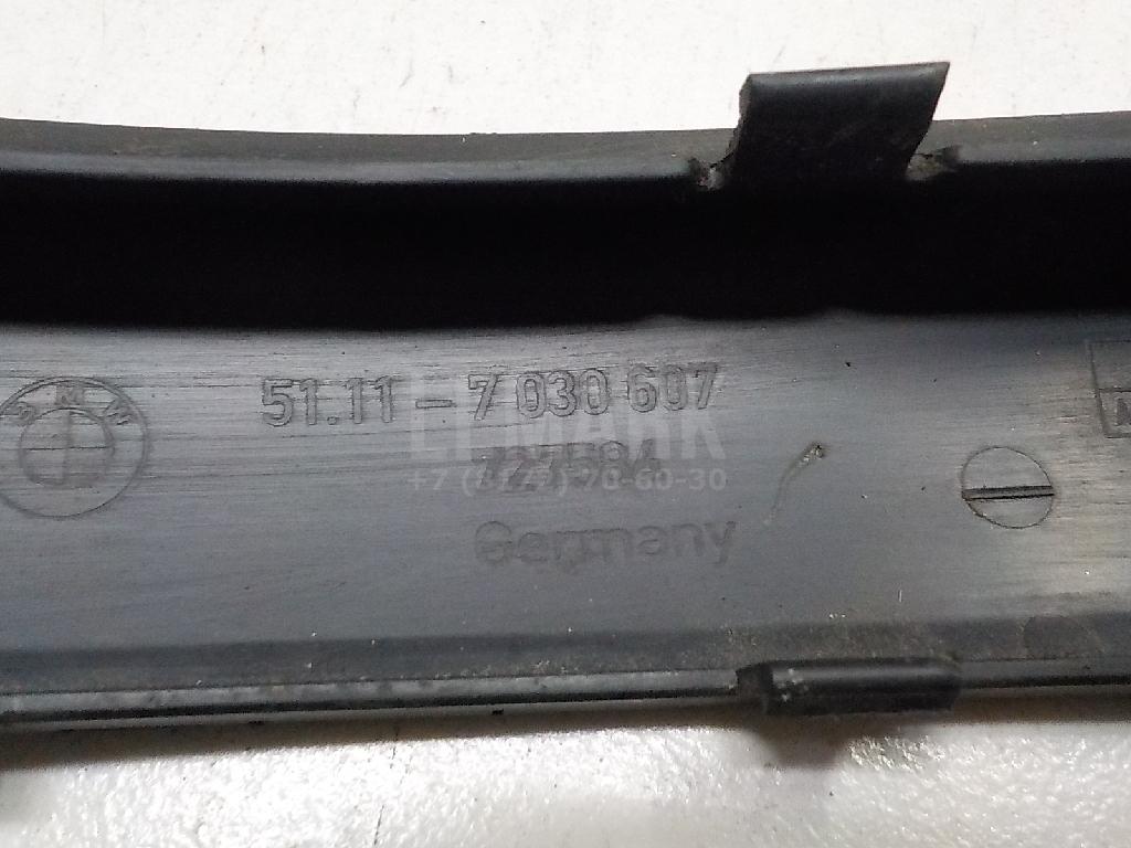 Накладка переднего бампера левая для  BMW X1 E84 2009-2015