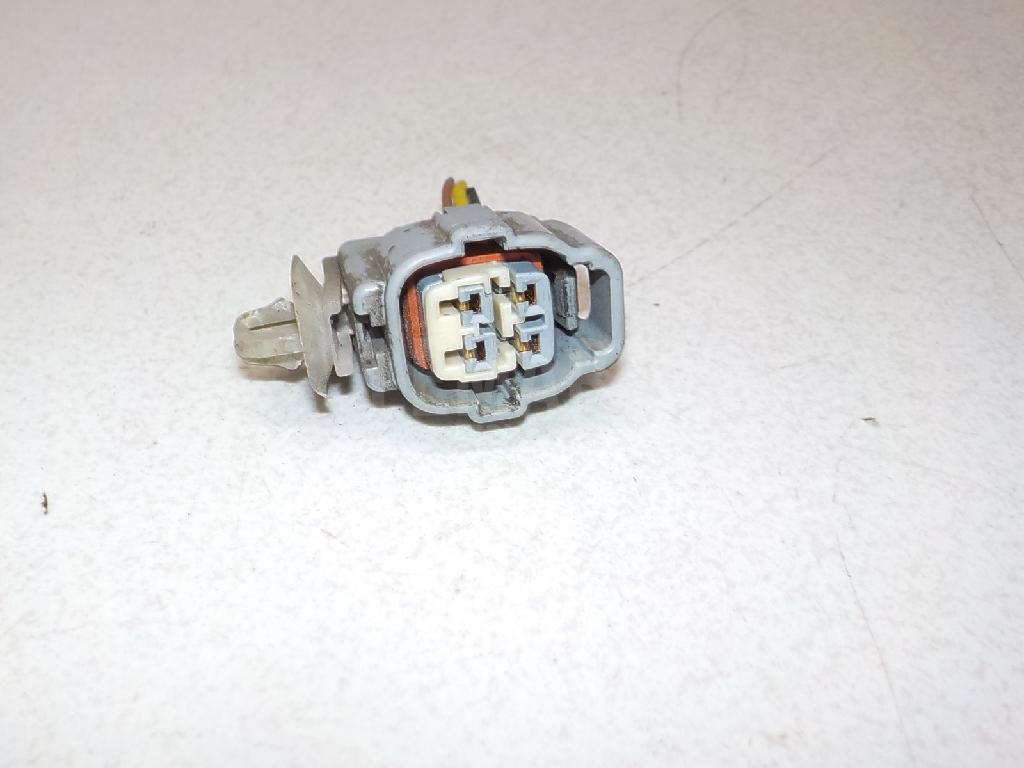 Разъем 9098010869 Toyota