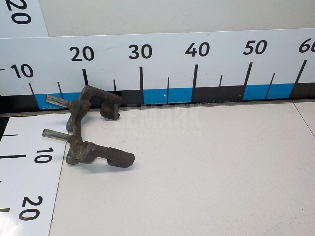 Скоба суппорта заднего