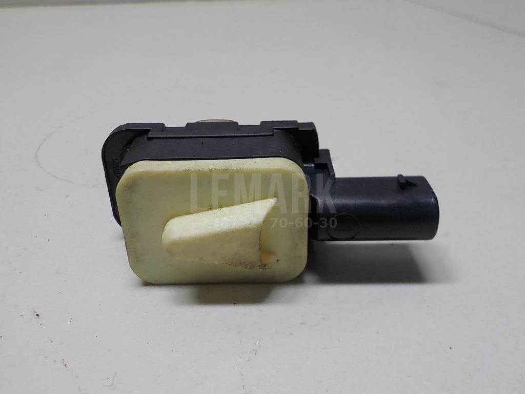 Датчик AIR BAG 7P0959354 VAG