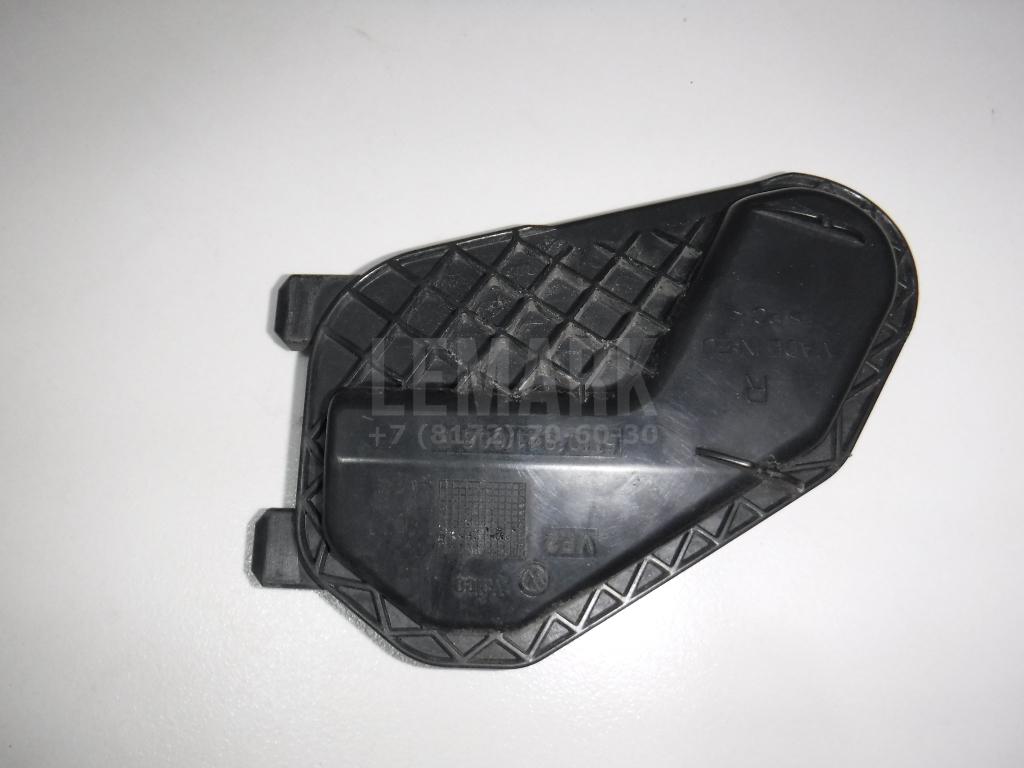 Крышка фары правой 5M0941608E VAG