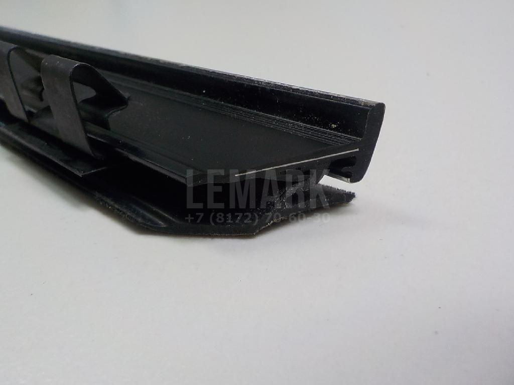 Накладка стекла заднего правого для  BMW 7-serie E38 1994-2001