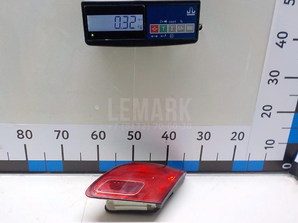 Фонарь задний внутренний правый 13306458 GM