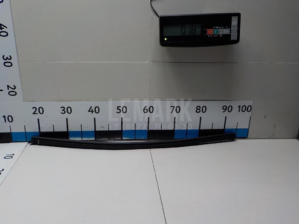 Накладка стекла 82241D9000 Hyundai-Kia