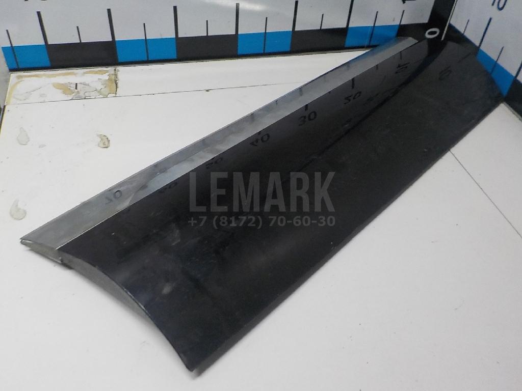 Накладка двери задней правой 7P6854950HGRU VAG