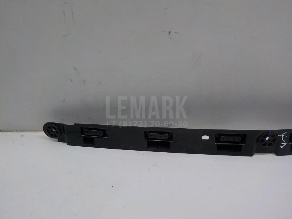 Направляющая заднего бампера для  BMW 1-serie E87/E81 2004-2011