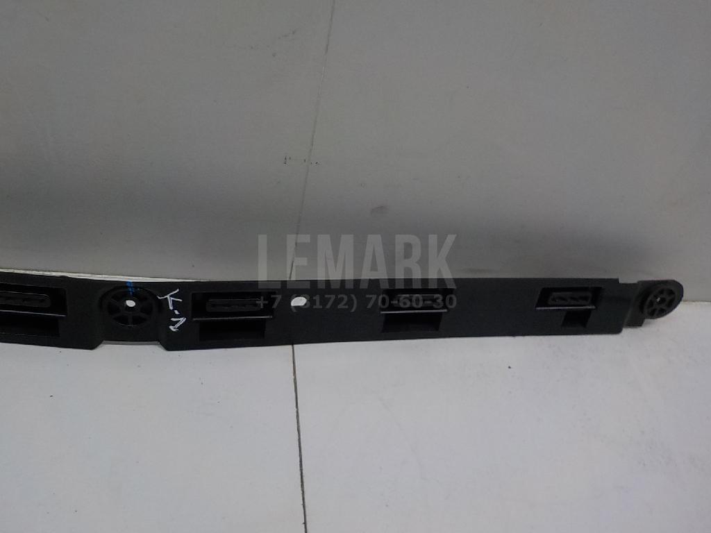 Направляющая заднего бампера для  BMW 1-serie E87/E81 2004-2011