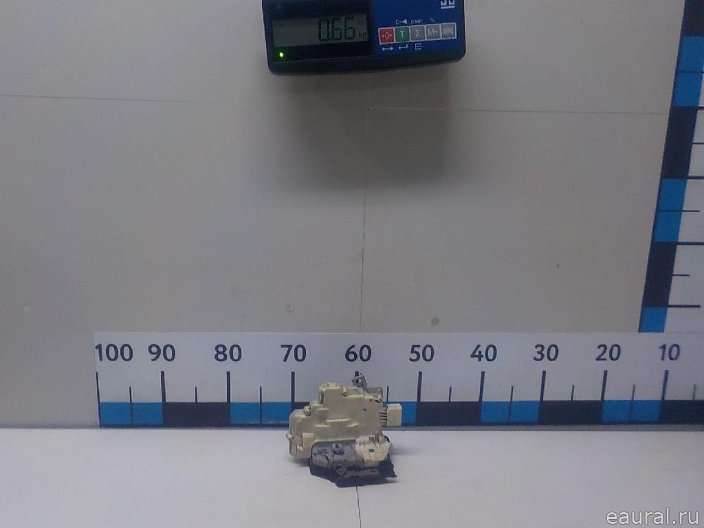 Замок двери задней правой