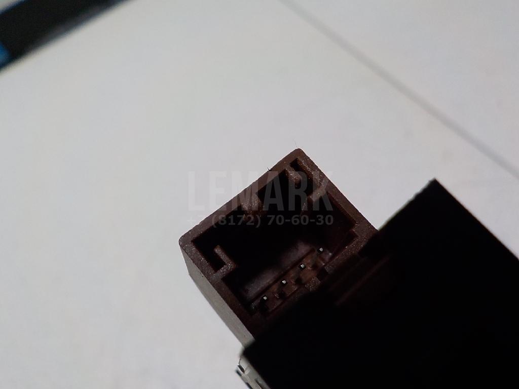 Кнопка центрального замка для  BMW X5 G05 2018