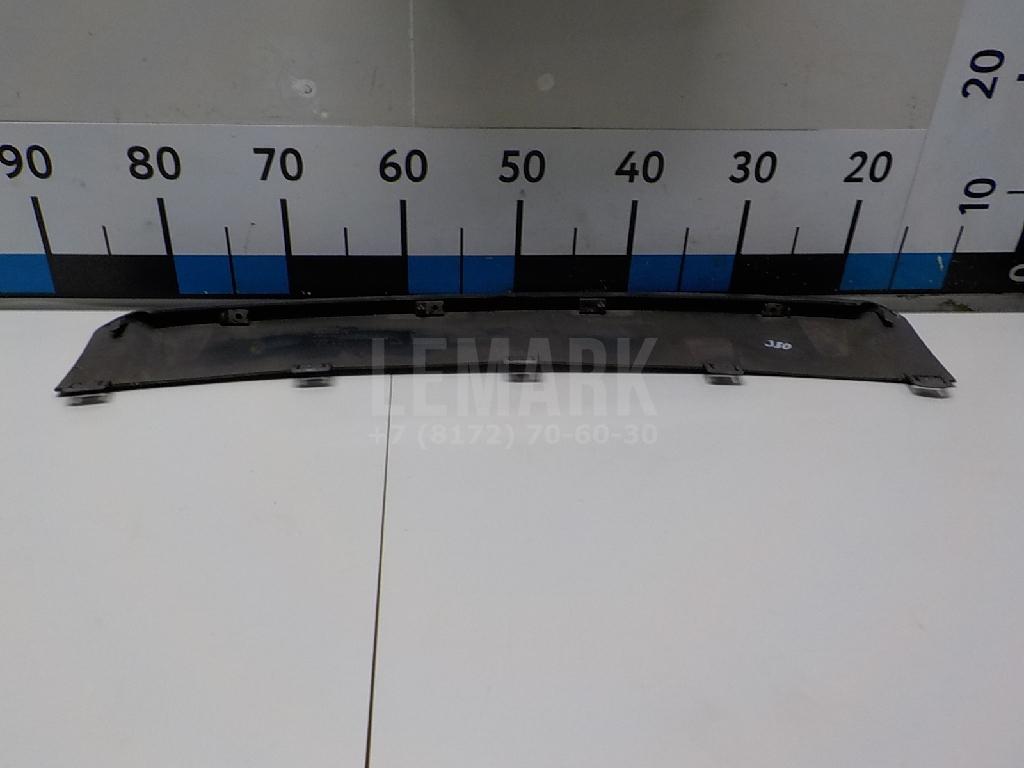 Накладка переднего бампера центральная для  BMW 3-serie E92/E93 2006-2012