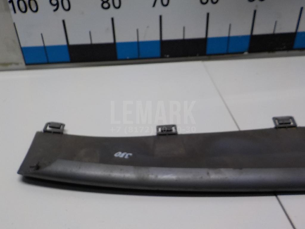 Накладка переднего бампера центральная для  BMW 3-serie E92/E93 2006-2012