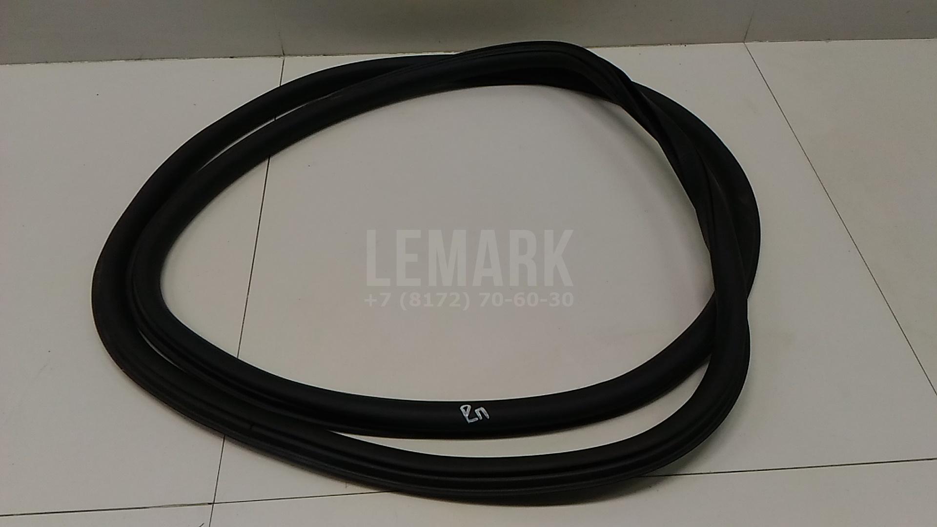 Уплотнитель двери 3T0867365A VAG