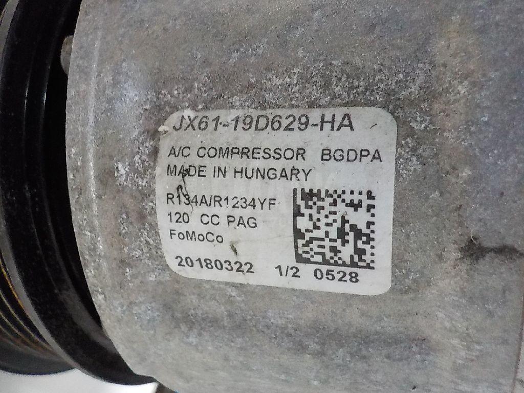 Компрессор кондиционера для  Cadillac Escalade II 2000-2006