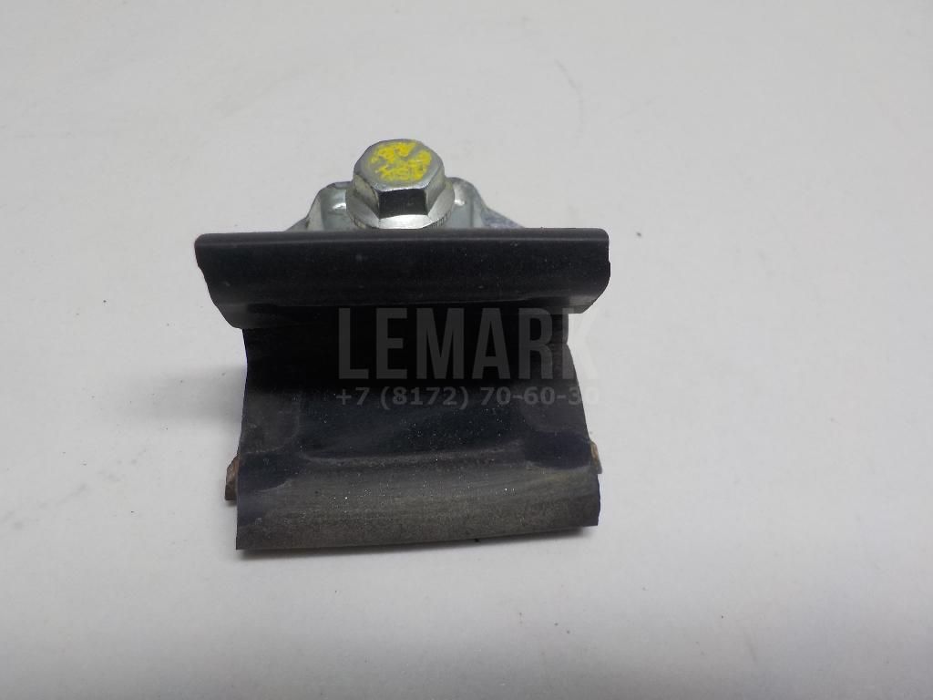 Крепеж 1252621 Ford