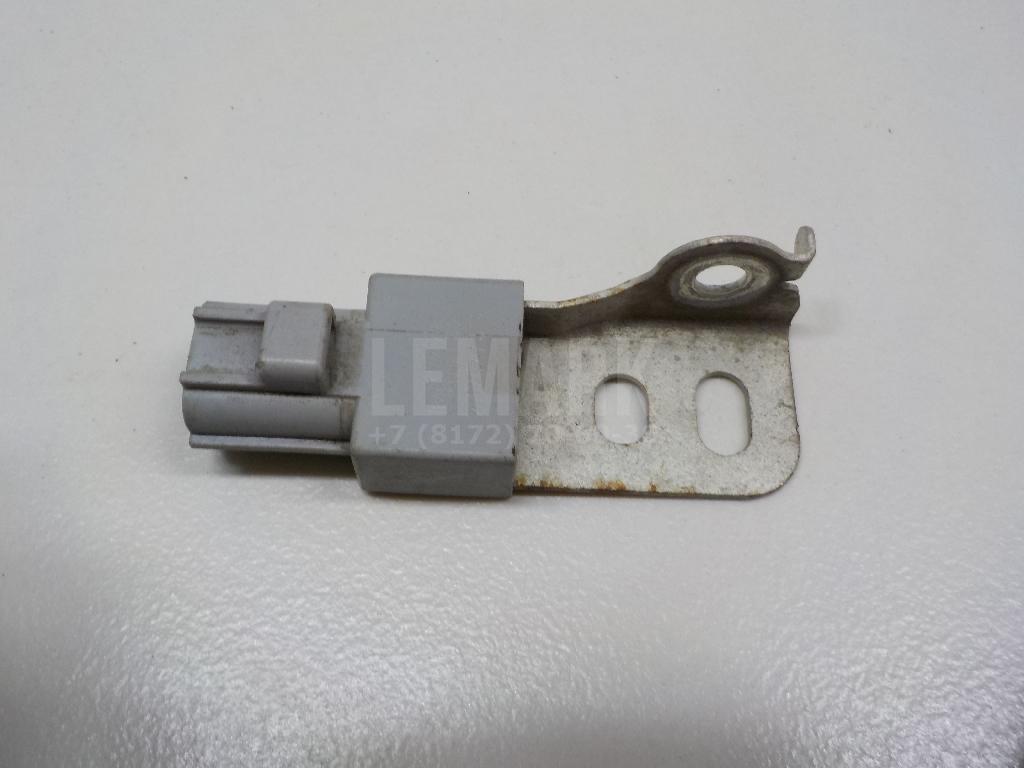 Конденсатор 9098004182 Toyota