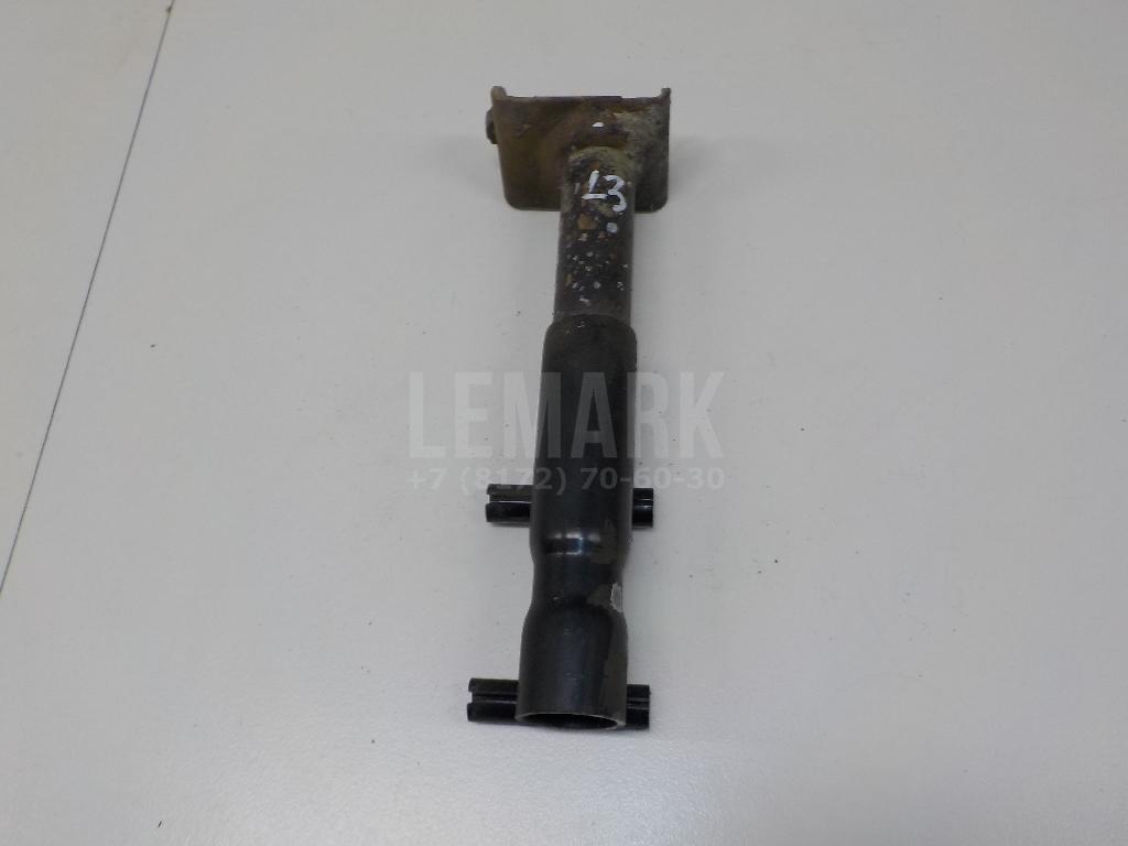 Кронштейн усилителя заднего бампера левый 3B0807335 VAG