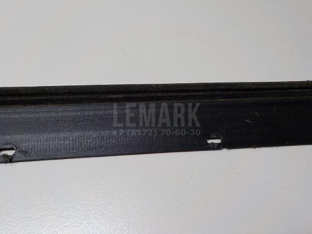 Накладка стекла заднего правого для  BMW 3-serie E30 1982-1991