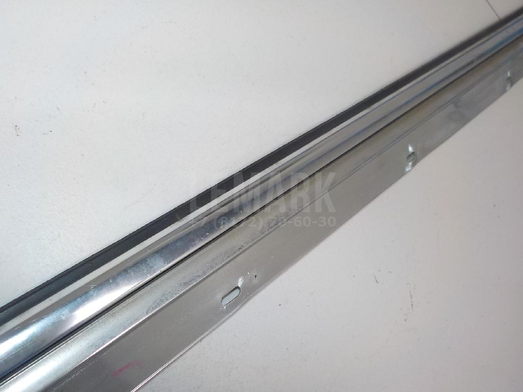 Накладка стекла заднего правого для  BMW X5 E53 2000-2007