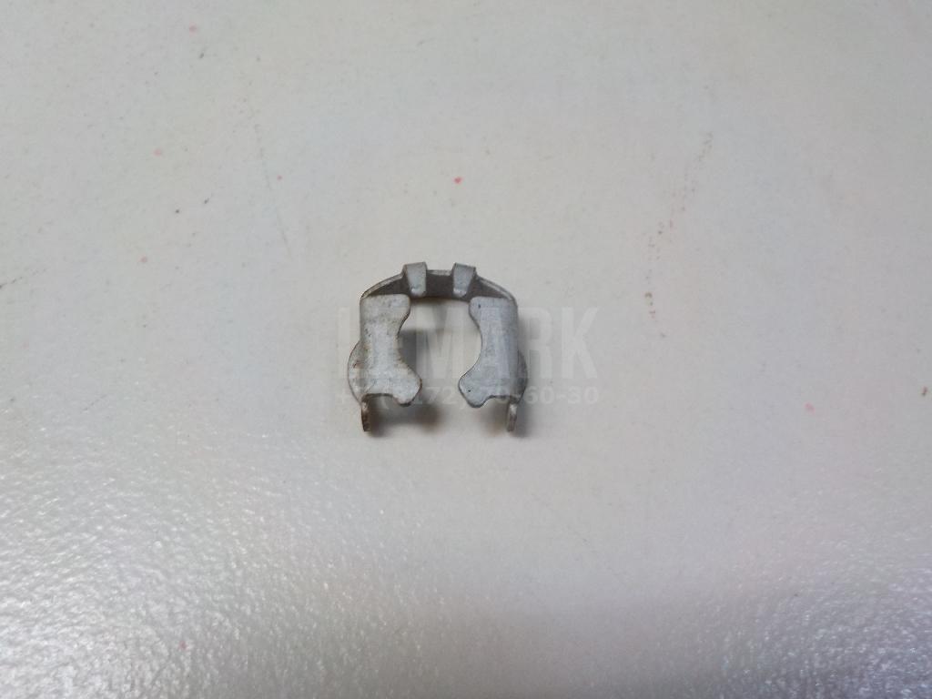 Крепеж форсунки для  BMW 2-serie F22/F23/F87 2013-2020