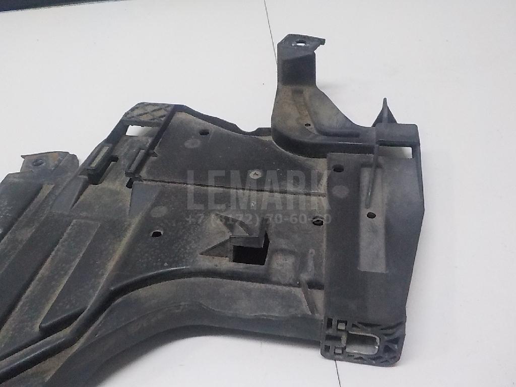 Кронштейн крепления фары для  BMW 3-serie F30/F31/F80 2011-2020