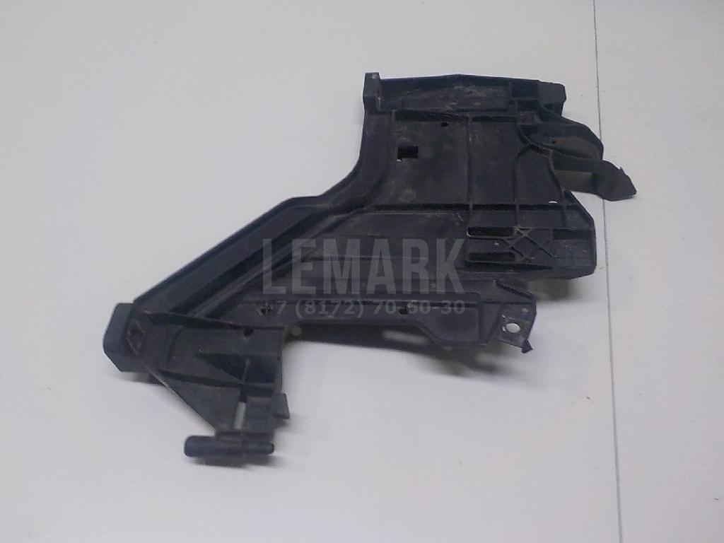 Кронштейн крепления фары для  BMW 3-serie F30/F31/F80 2011-2020