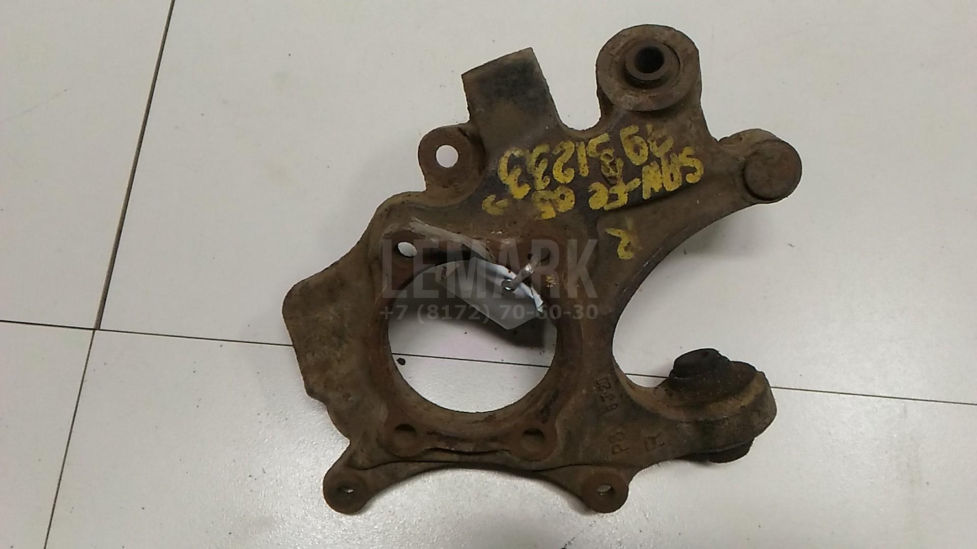 Кулак поворотный задний правый 527202B000 Hyundai-Kia