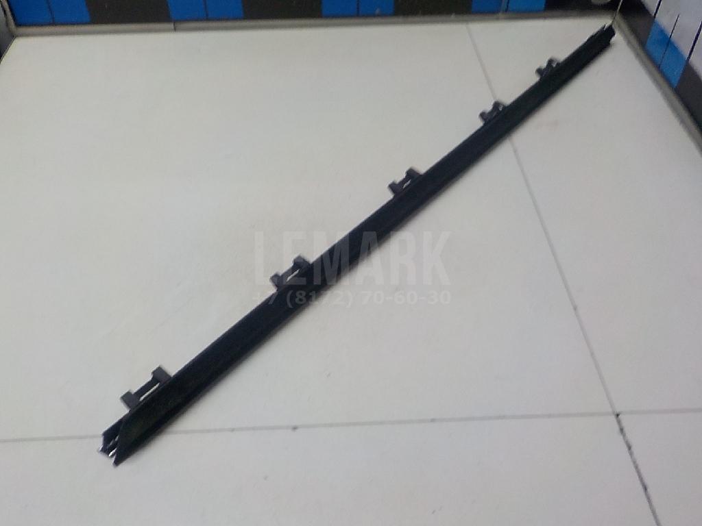Накладка стекла переднего левого для  BMW 3-serie F30/F31/F80 2011-2020