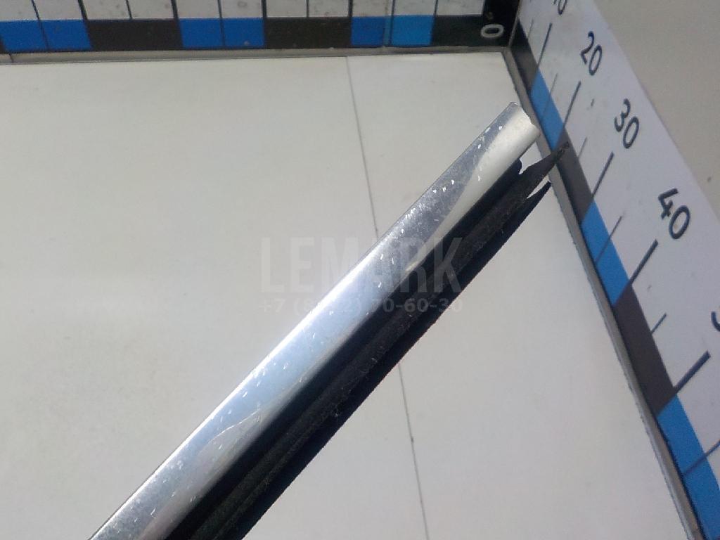 Накладка стекла переднего левого для  BMW 3-serie F30/F31/F80 2011-2020