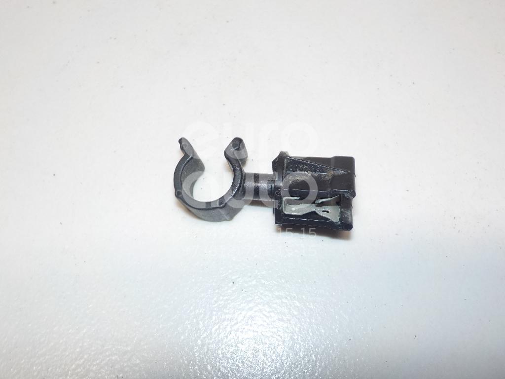 A0008160000, mercedes benz. Скоба крепления брызговика мерседес 164. Крепления на мерседес. Болты крепления защиты мерседес 211. Крепления на мерседес.