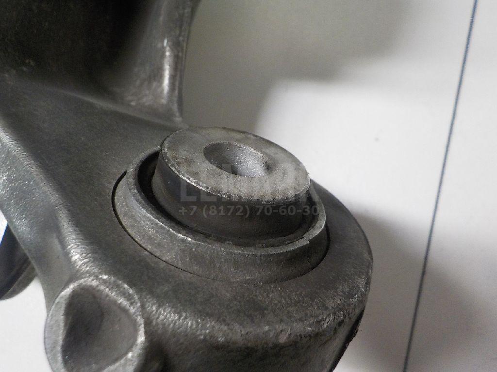 Кулак поворотный задний правый для  Audi V8 1988-1994