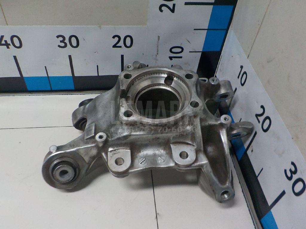 Кулак поворотный задний правый для  Audi V8 1988-1994