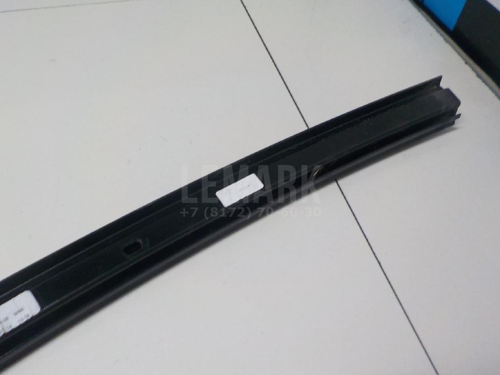 Направляющая стекла двери для  BMW 3-serie F30/F31/F80 2011-2020