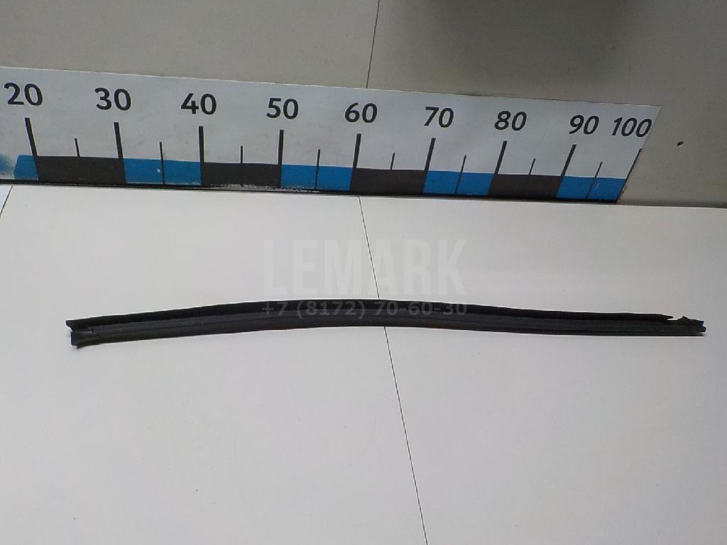 Накладка стекла 83241D9000 Hyundai-Kia