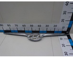 Накладка на решетку радиатора для Hyundai i30 2007-2012 с разборки состояние хорошее