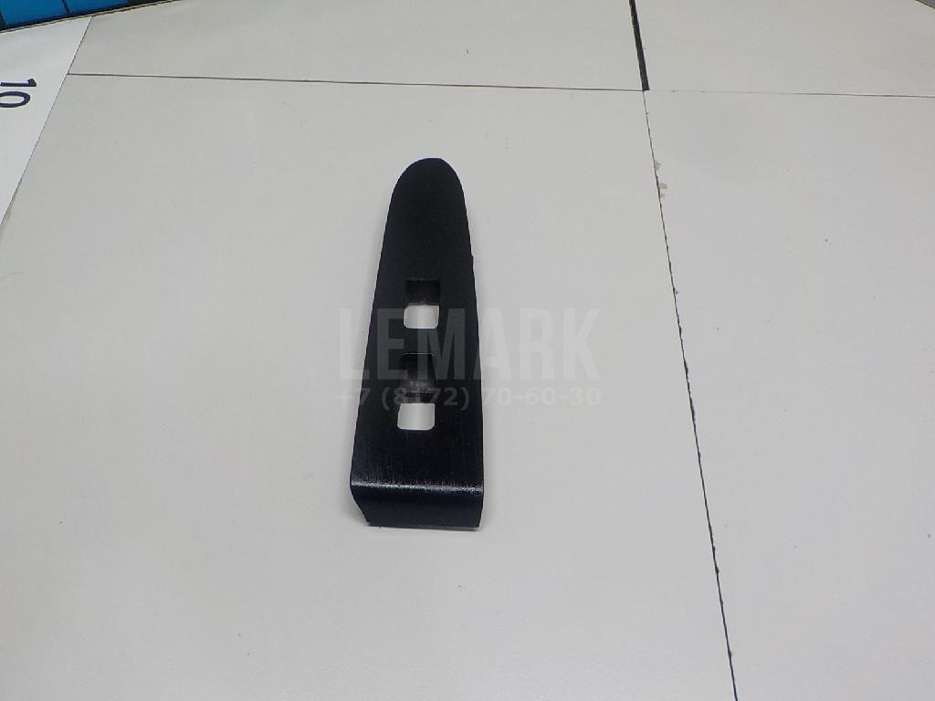 Накладка блока управления стеклоподъемниками 935773W100WK Hyundai-Kia